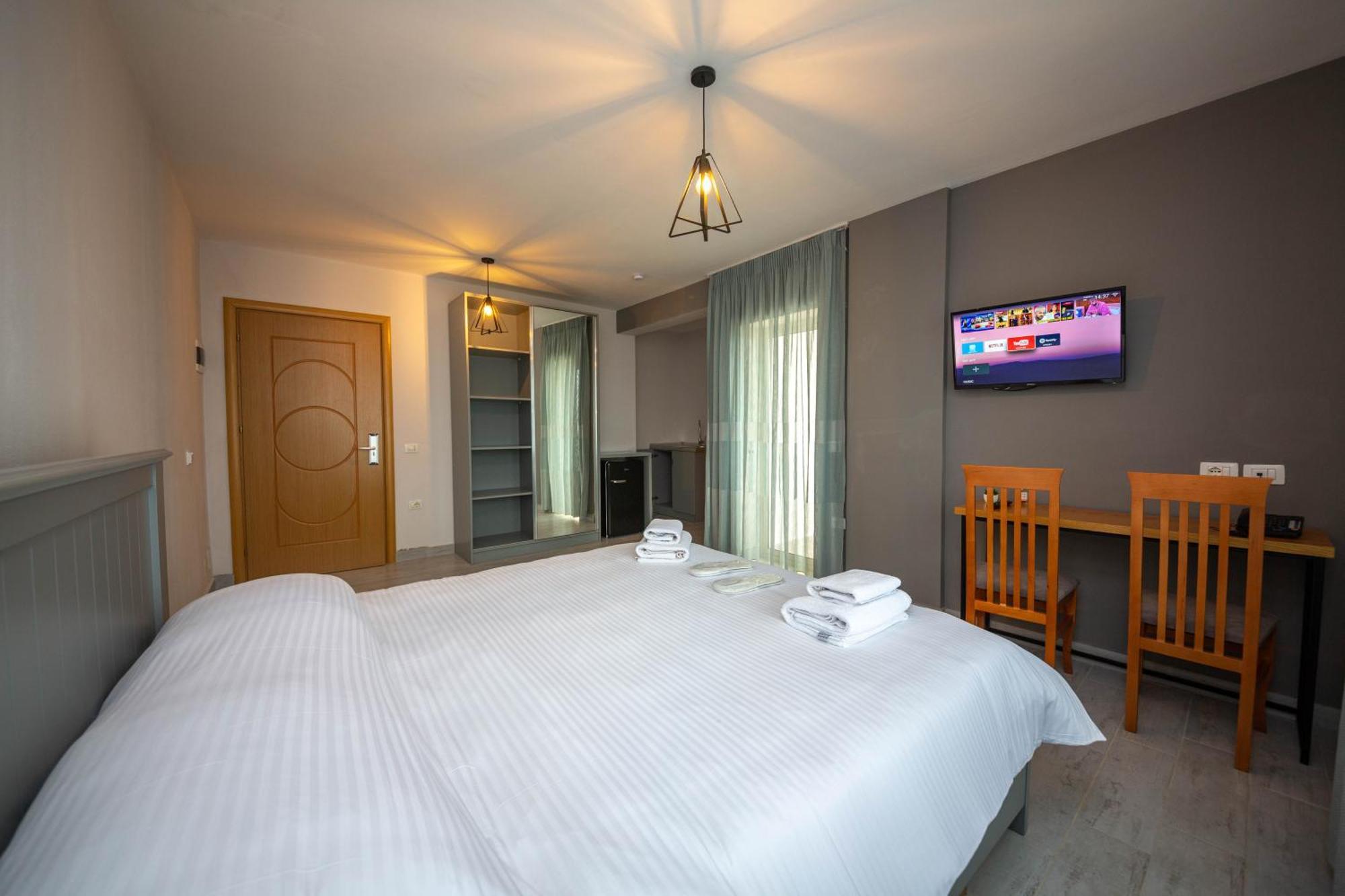 Aerial Hotel & Spa Vlorë Eksteriør billede